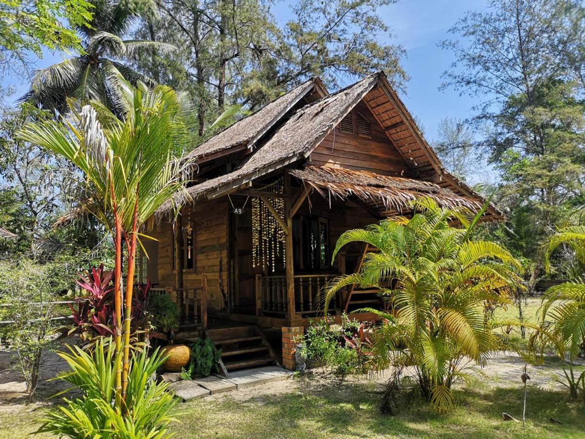 Hapla Beach Cottage Koh Kho Khao Island Экстерьер фото