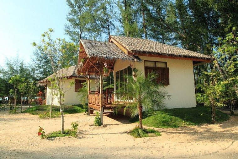 Hapla Beach Cottage Koh Kho Khao Island Экстерьер фото